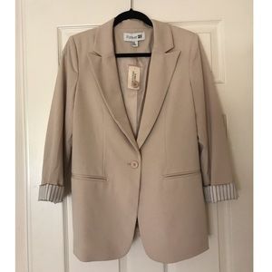 Nude blazer